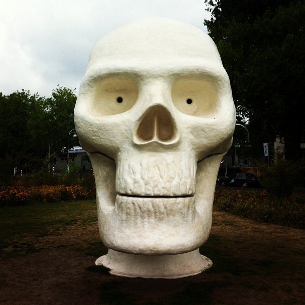 Art Zuid exhibition – A giant skull which contains a jacuzzi (I think)